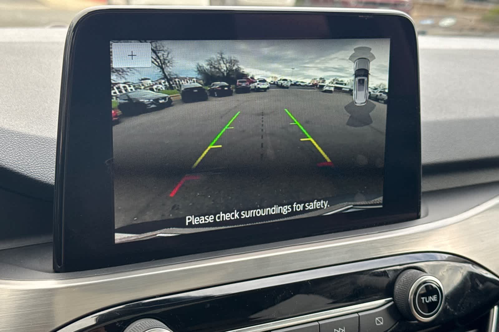 Thumbnail: 2022 Ford Escape - 20