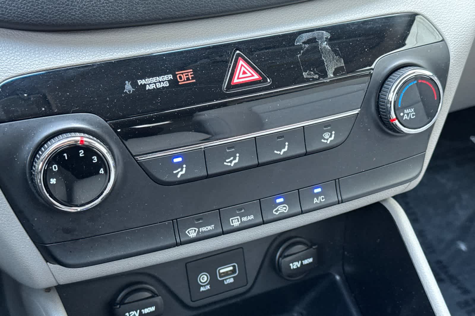 Thumbnail: 2016 Hyundai Tucson - 20