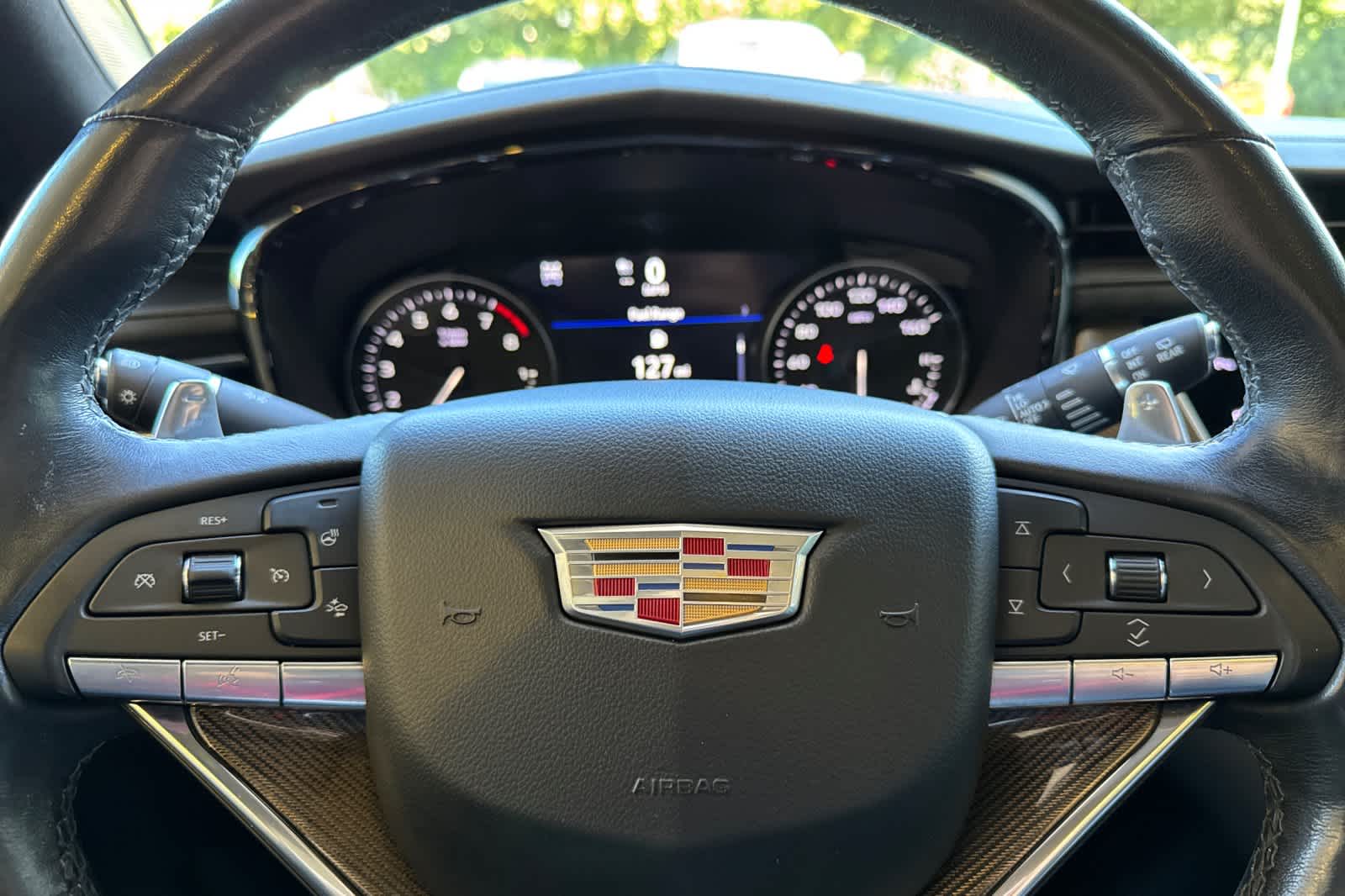 Thumbnail: 2020 Cadillac XT6 - 25