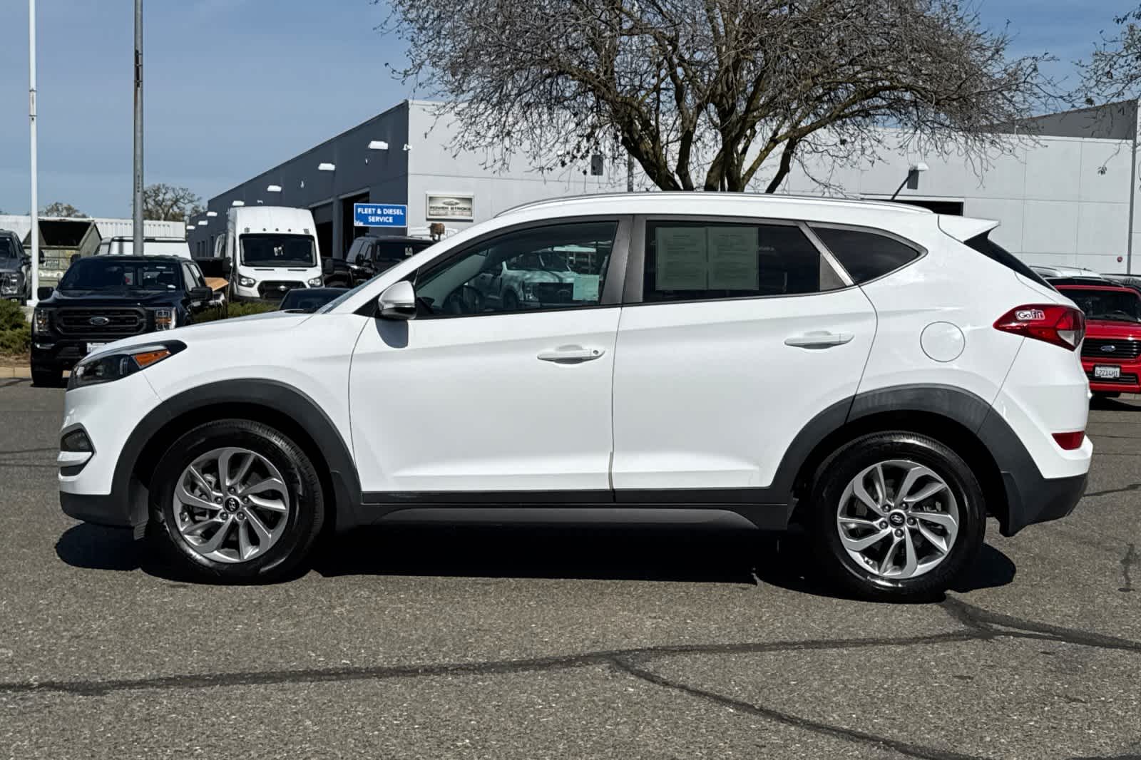 Thumbnail: 2016 Hyundai Tucson - 5