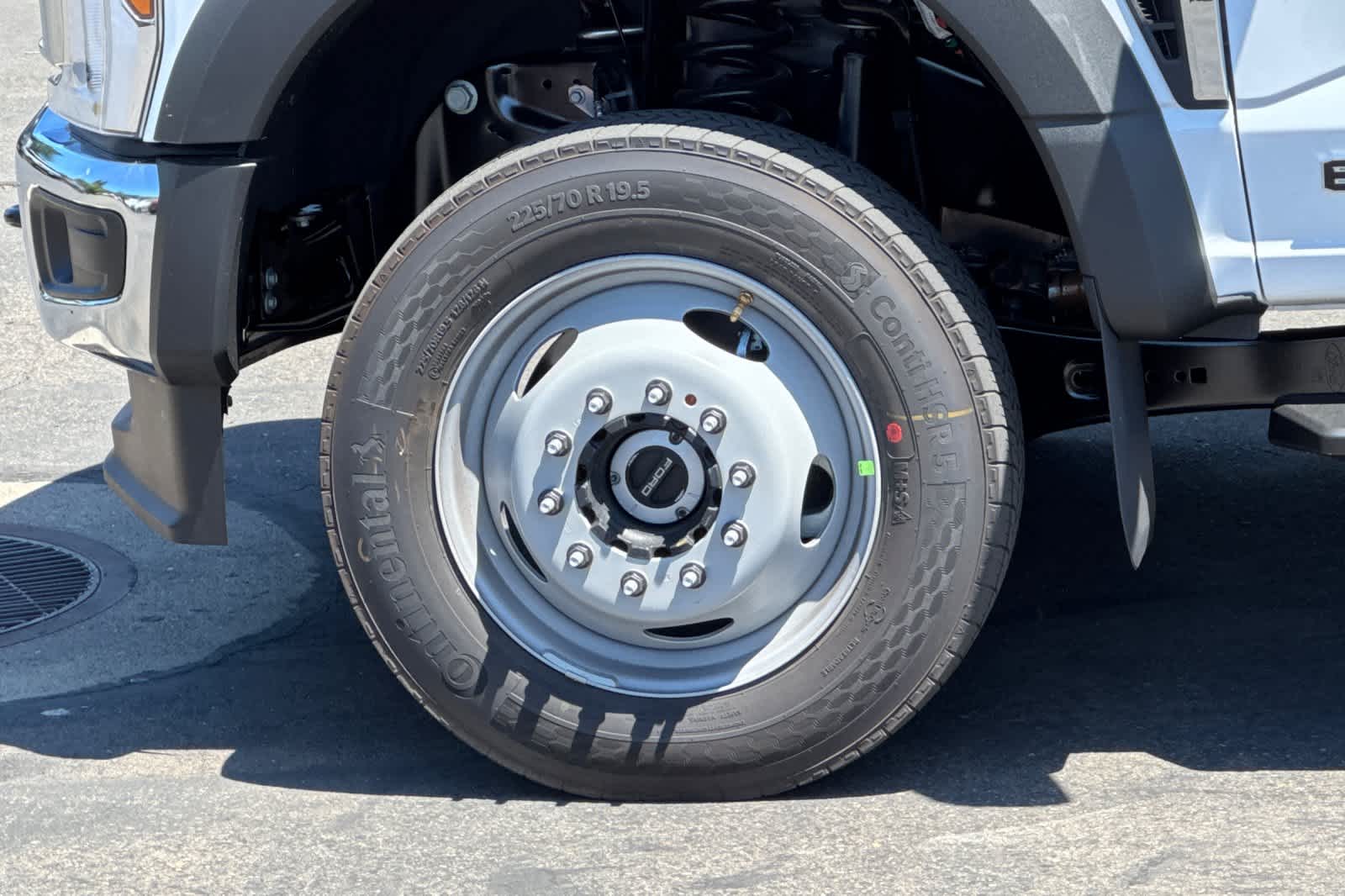 Thumbnail: 2026 Ford F-550 - 23