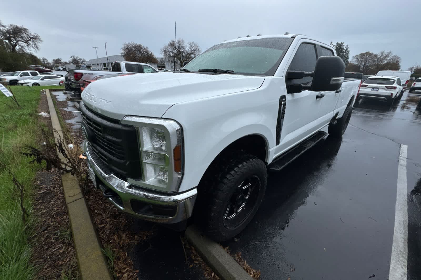 2024 Ford F-250 Super Duty XL's photo