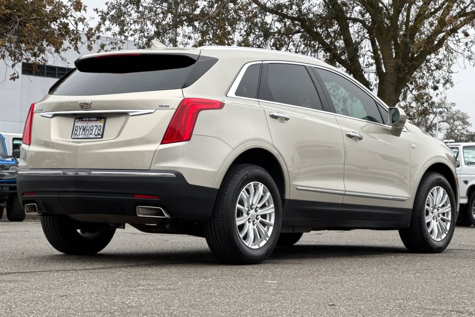 Thumbnail: 2017 Cadillac XT5 - 2