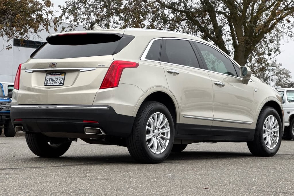 Used 2017 CADILLAC XT5 SUV
