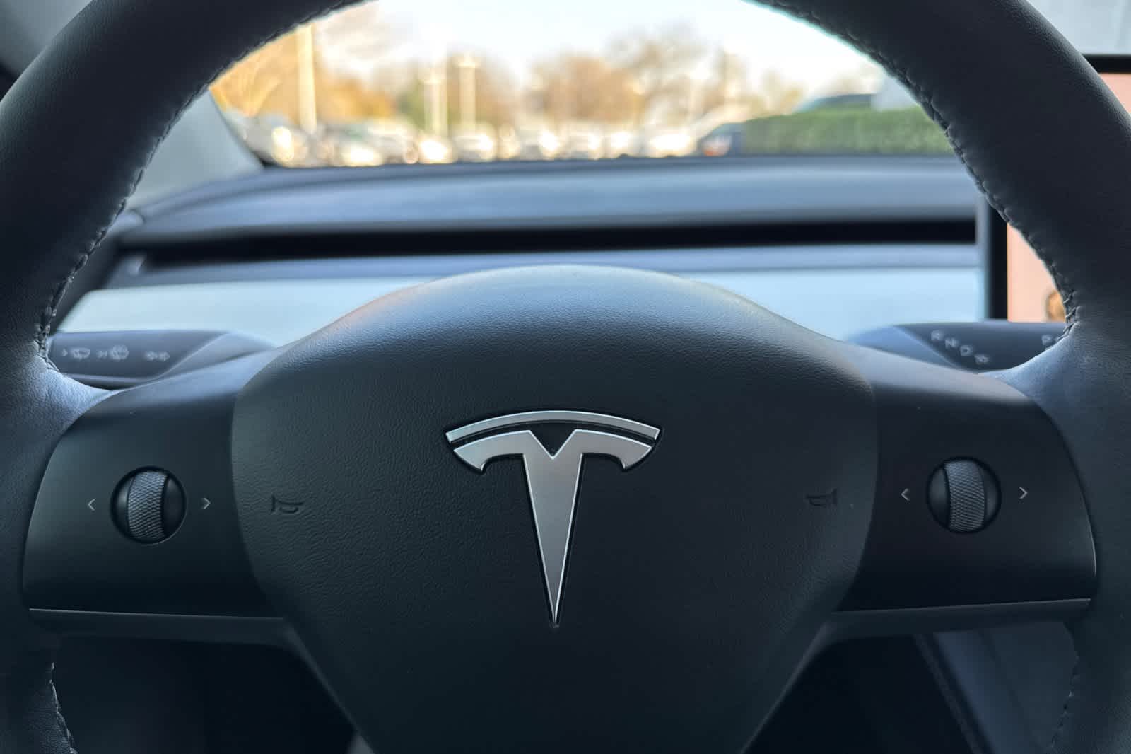 Thumbnail: 2022 Tesla Model Y - 24