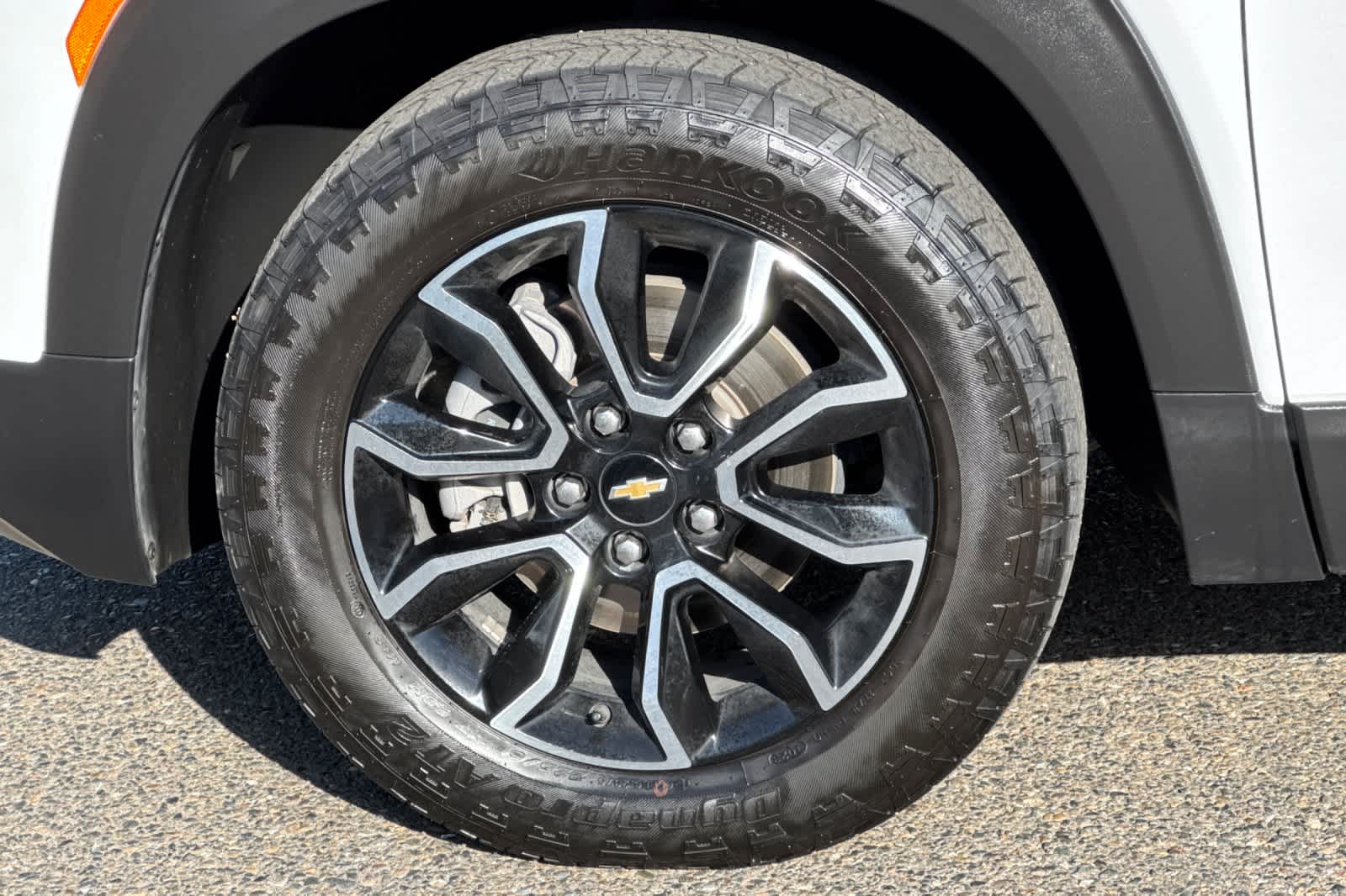 Thumbnail: 2023 Chevrolet TrailBlazer - 26