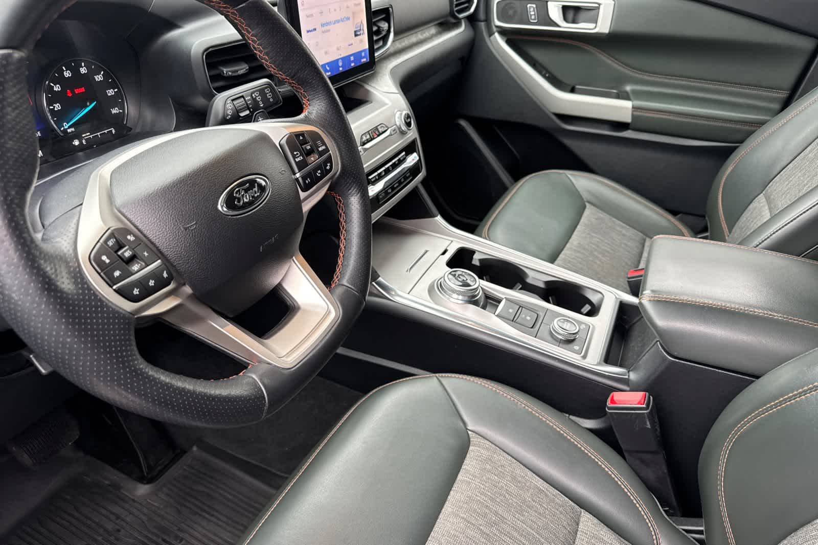 Thumbnail: 2022 Ford Explorer - 11