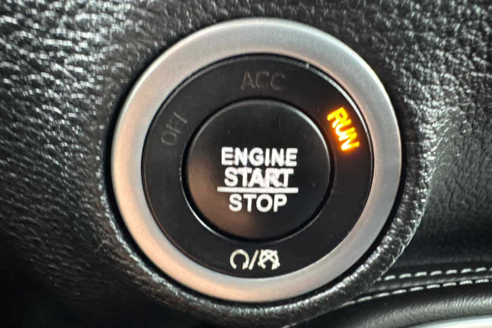 Thumbnail: 2018 Dodge Challenger - 21