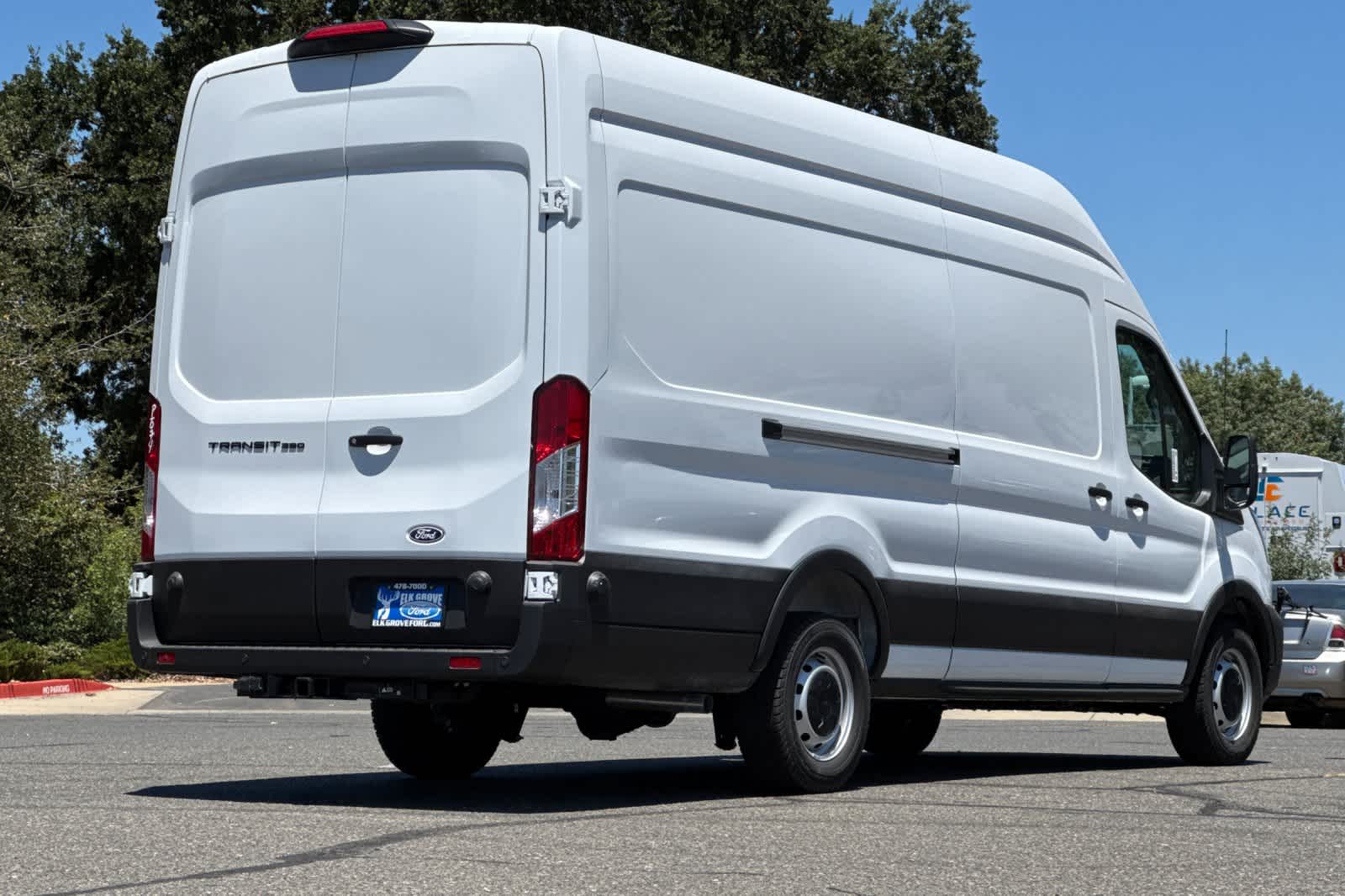 Thumbnail: 2026 Ford Transit Series - 2