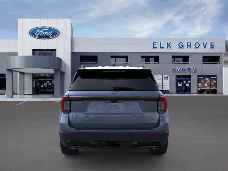 Thumbnail: 2026 Ford Explorer - 5