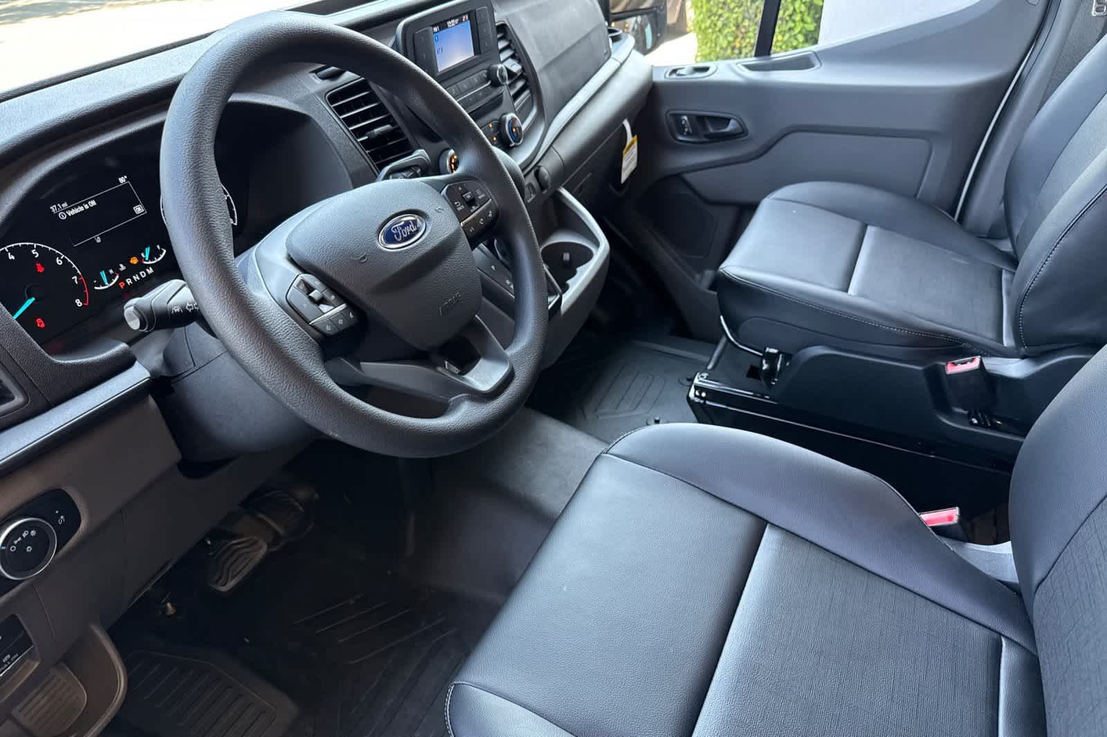 Thumbnail: 2025 Ford Transit Series - 10