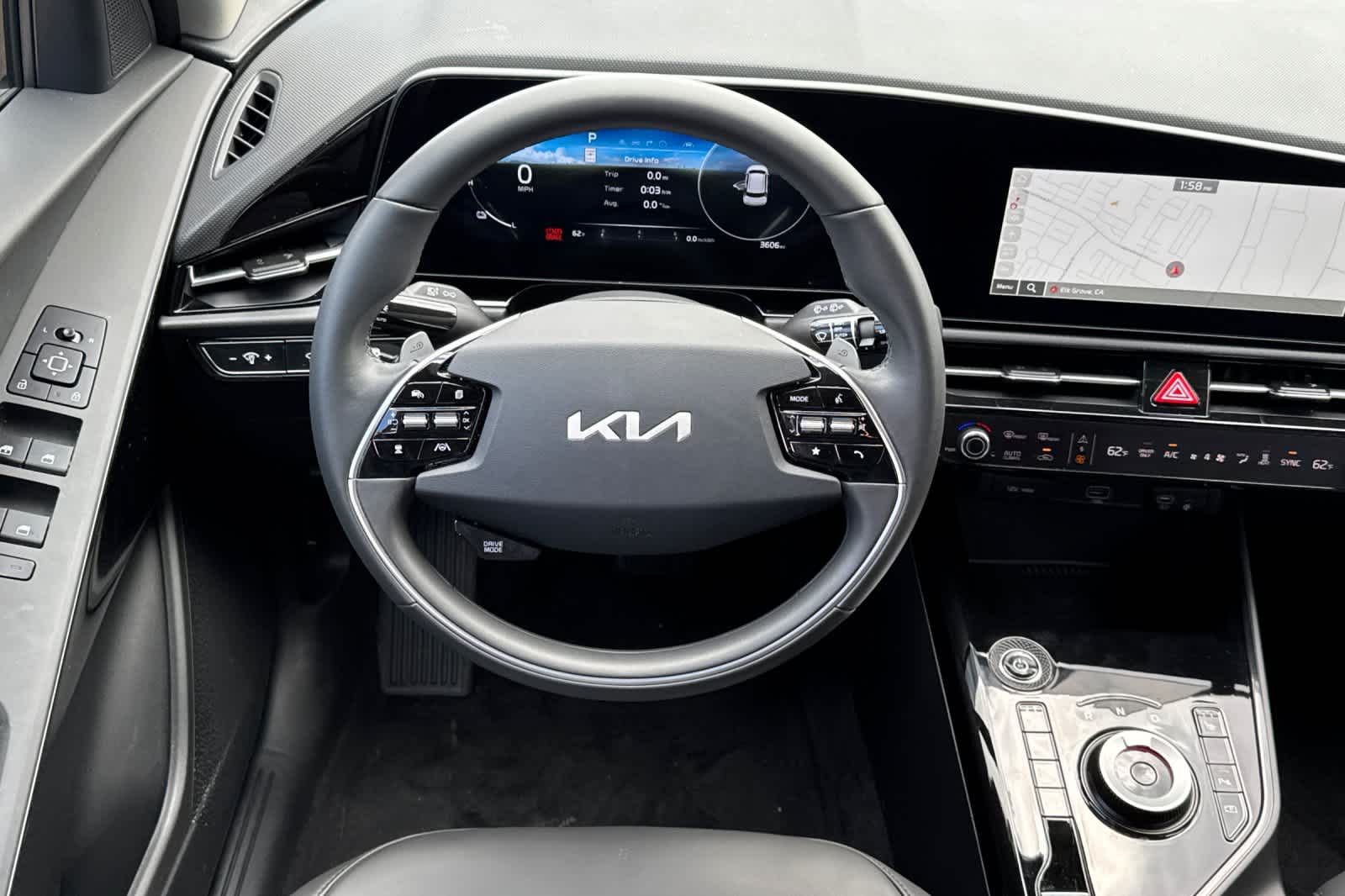 Thumbnail: 2025 Kia Niro - 14