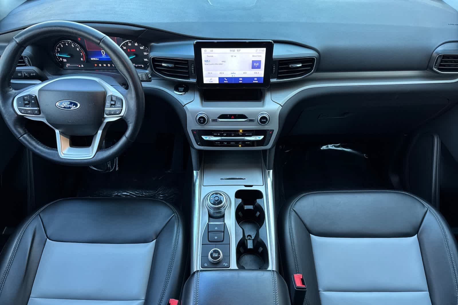 Thumbnail: 2022 Ford Explorer - 3