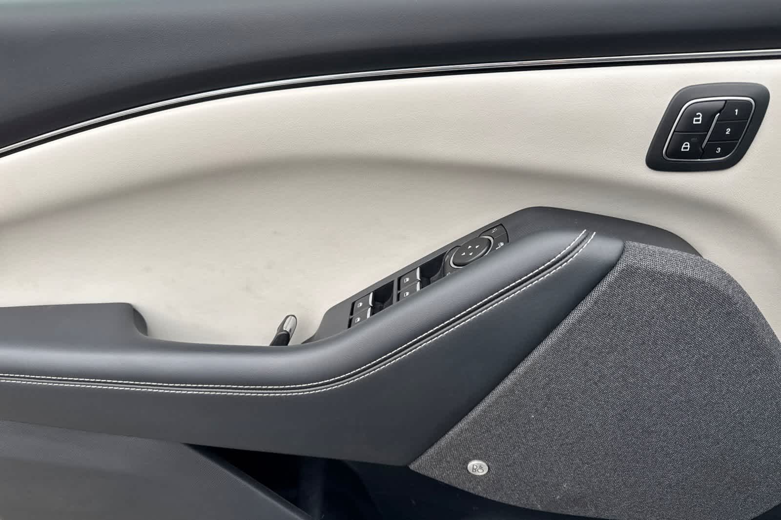 Thumbnail: 2021 Ford Mustang Mach-E - 12