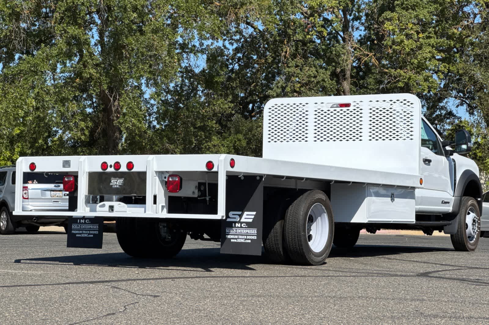 Thumbnail: 2025 Ford F-550 - 2