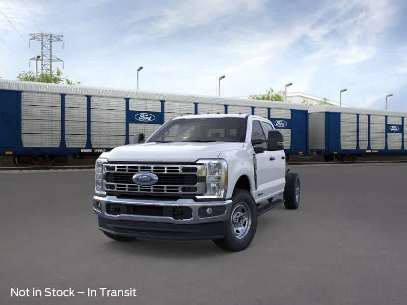 2026 Ford F-350 photo 2