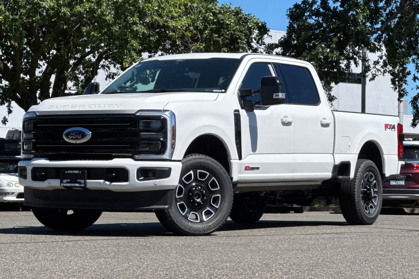 2026 Ford F-350 Platinum 4x4 Crew Cab 6-3/4' Box SRW's photo