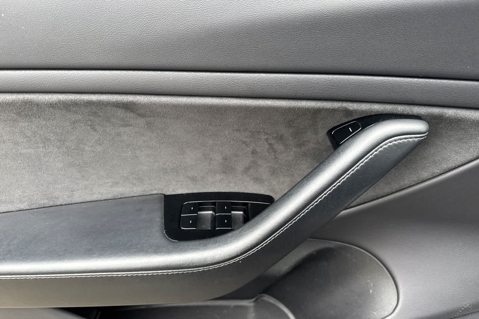 Thumbnail: 2019 Tesla Model 3 - 12