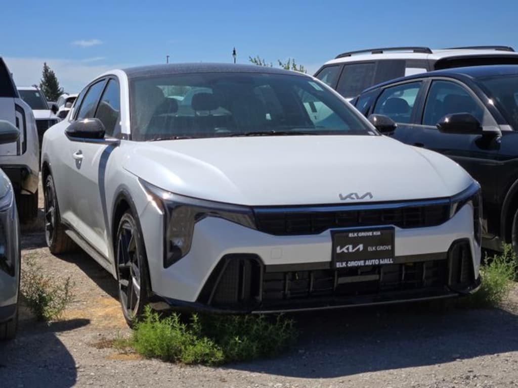 New 2026 Kia K4 GT-Line Sedan