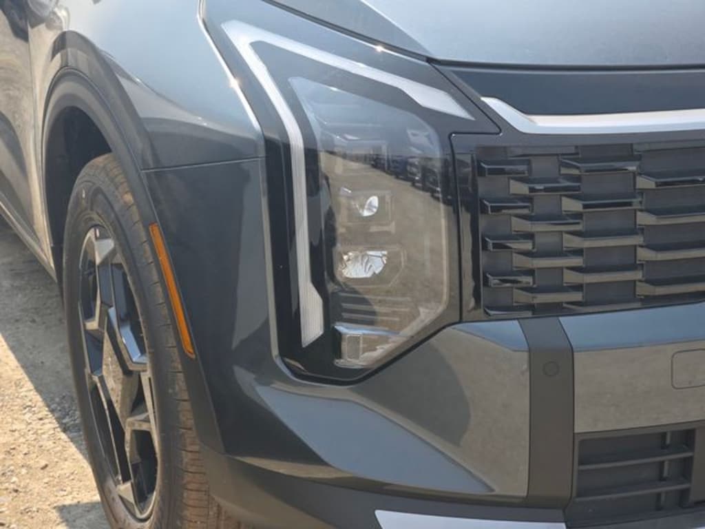 New 2027 Kia Sportage Hybrid EX SUV