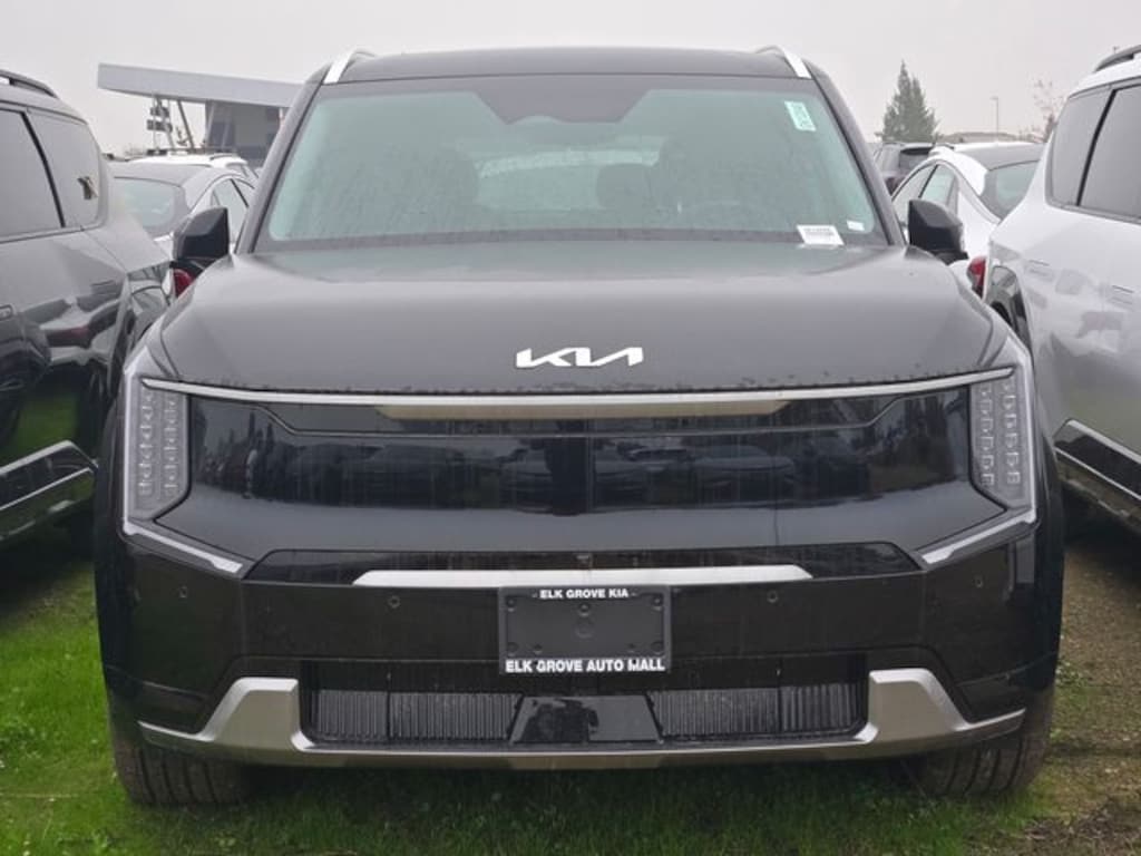 New 2026 Kia EV9 Land SUV