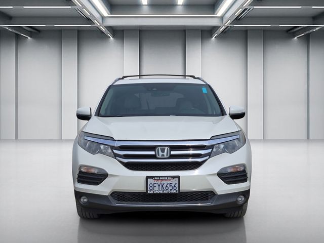 2018 Honda Pilot Elite AWD photo 2