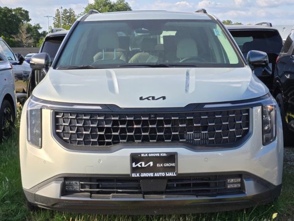 New 2026 Kia Carnival Hybrid SX Van Passenger Van