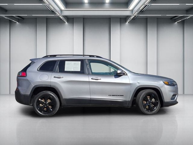 2020 Jeep Cherokee Latitude Plus photo 3