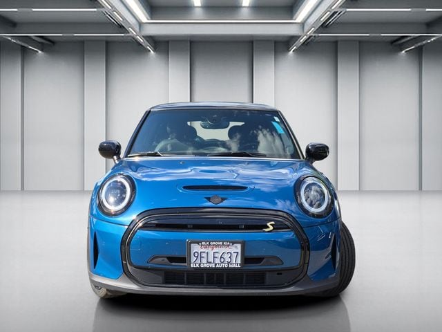 Used 2023 MINI Hardtop 2 Door SE with VIN WMW13DJ06P2U20634 for sale in Elk Grove, CA
