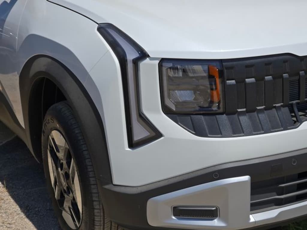 New 2027 Kia Seltos LX SUV