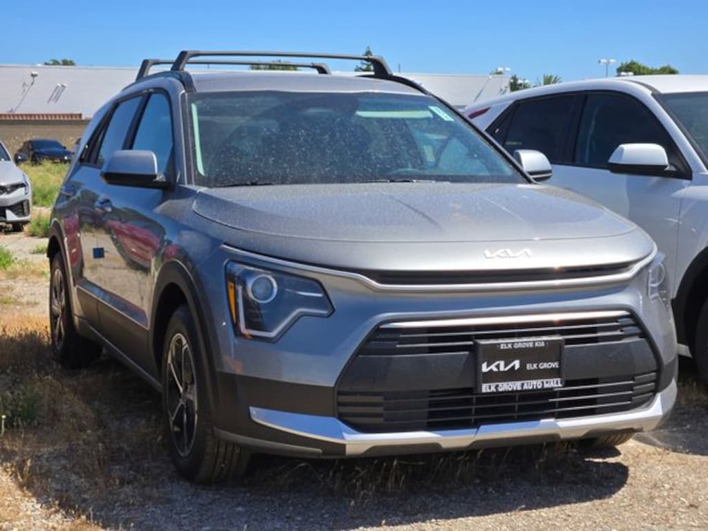 New 2026 Kia Niro LX SUV