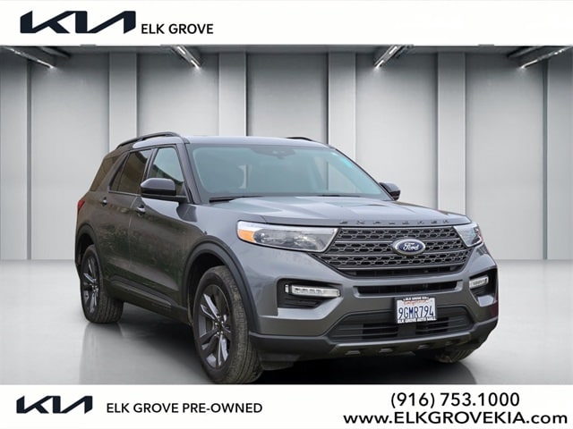 2023 Ford Explorer XLT's photo