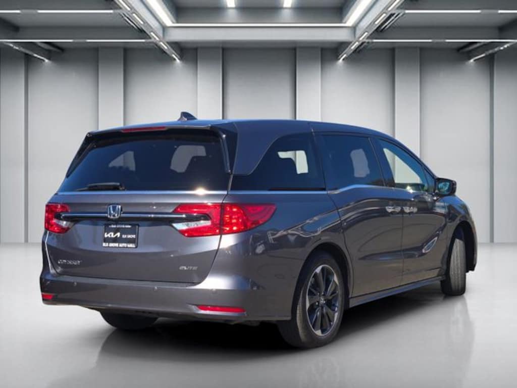 Used 2023 Honda Odyssey Elite Van
