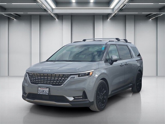 2024 Kia Carnival SX Prestige photo 2