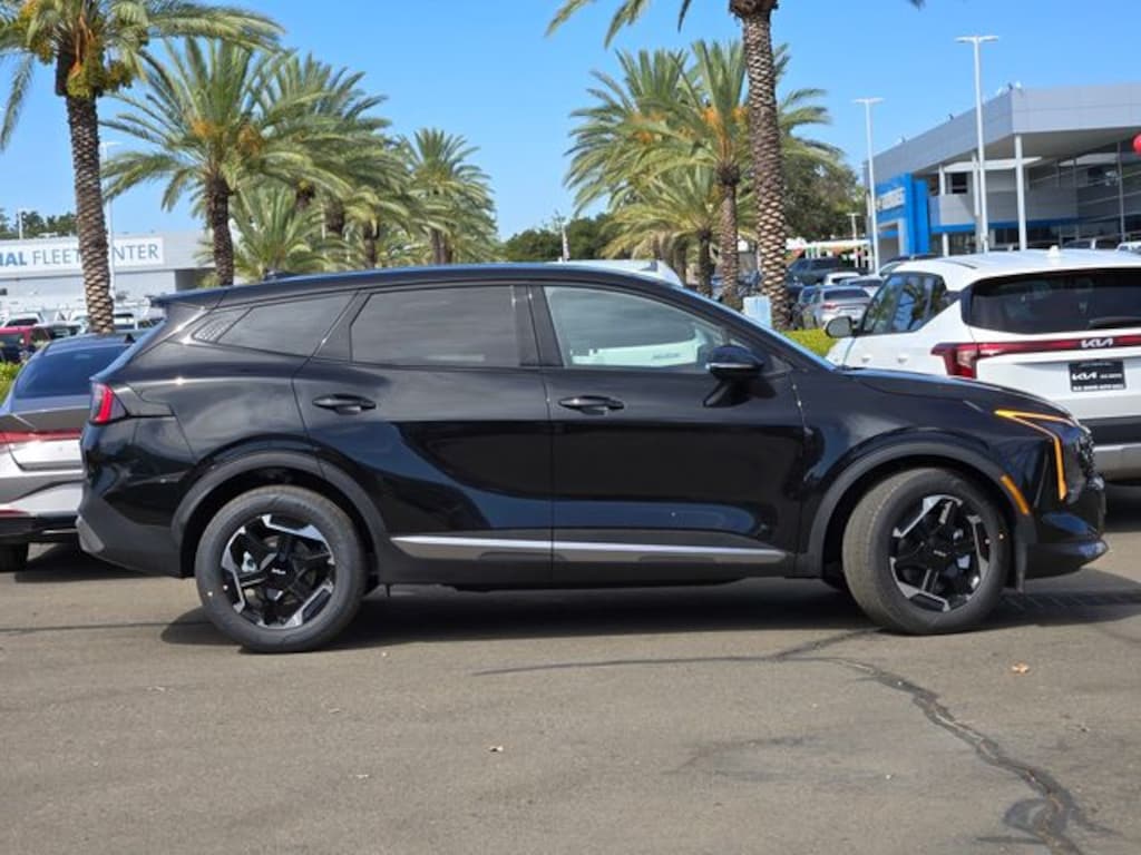 New 2027 Kia Sportage Hybrid S SUV