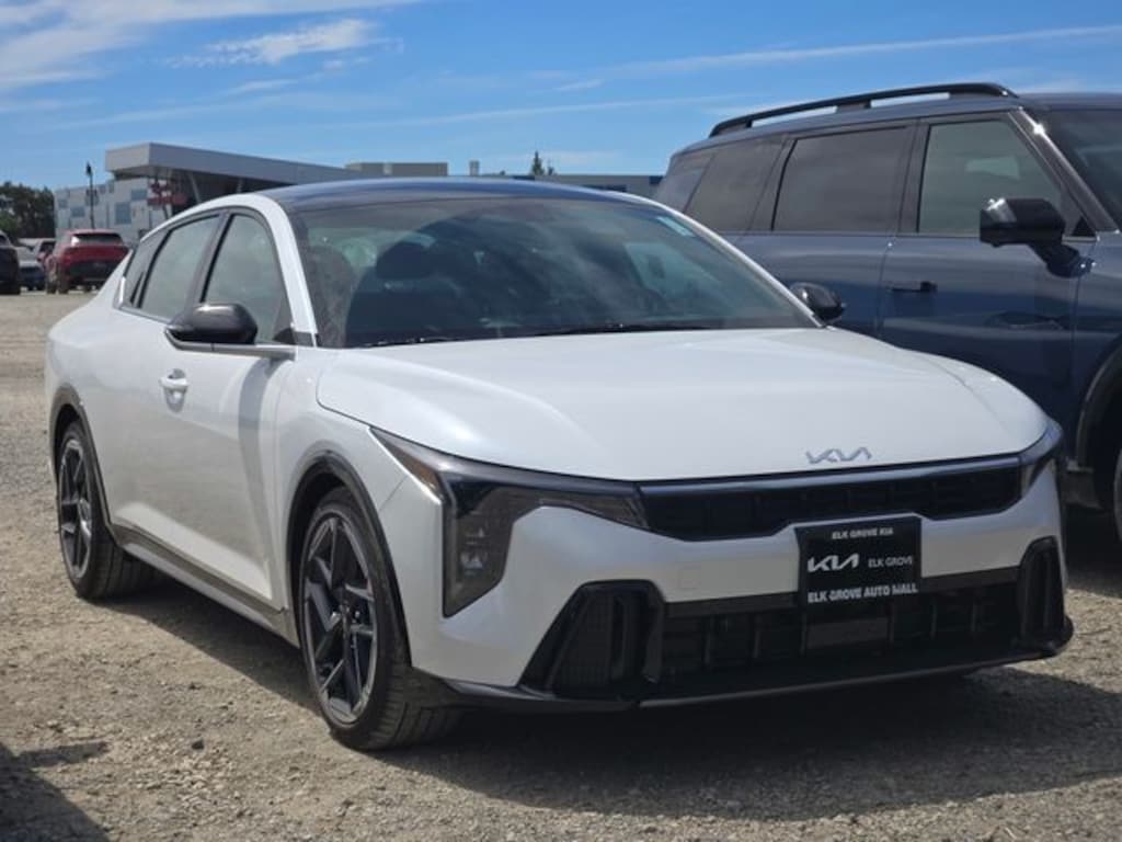 New 2026 Kia K4 GT-Line Sedan