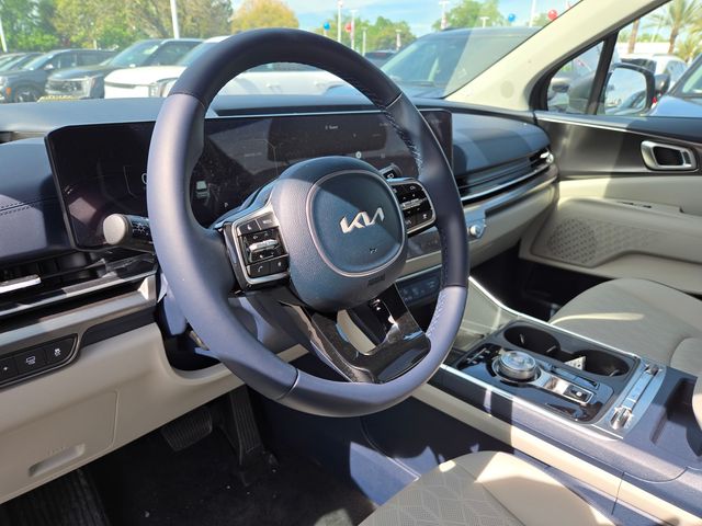 2025 Kia Carnival SX - Photo 12
