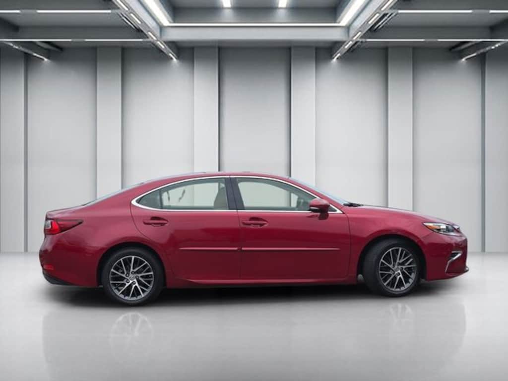 Used 2017 Lexus ES 350 Sedan