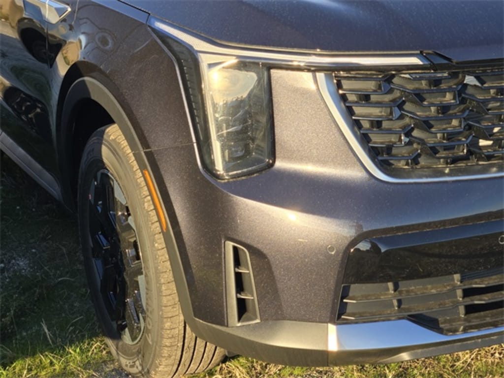 New 2026 Kia Sorento S SUV