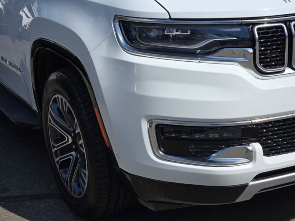 Used 2024 Jeep Wagoneer L Series II SUV