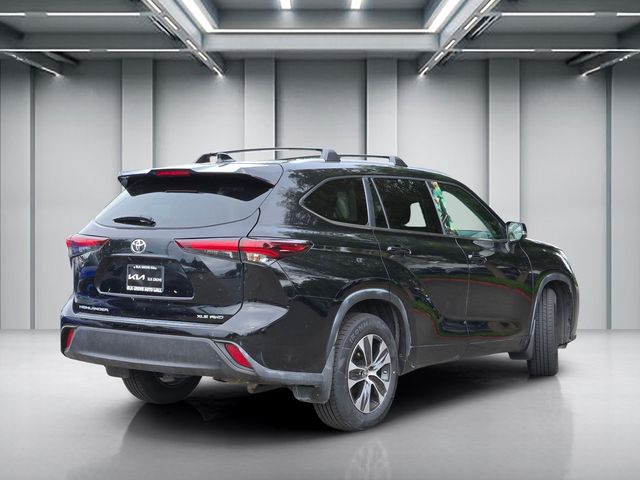 2024 Toyota Highlander XLE photo 4