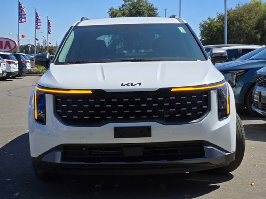 New 2027 Kia Carnival Hybrid EX Van Passenger Van