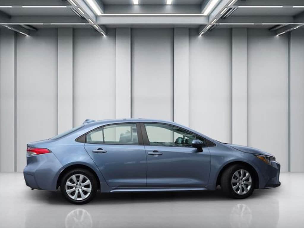 Used 2023 Toyota Corolla LE Sedan