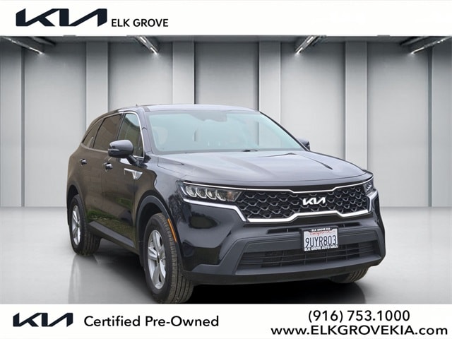 2023 Kia Sorento LX's photo