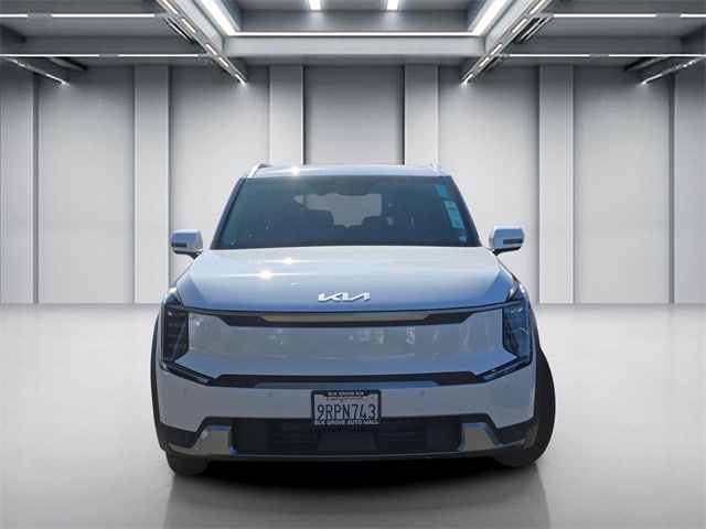 Certified 2025 Kia EV9 Wind with VIN 5XYAFFS50SG001841 for sale in Elk Grove, CA