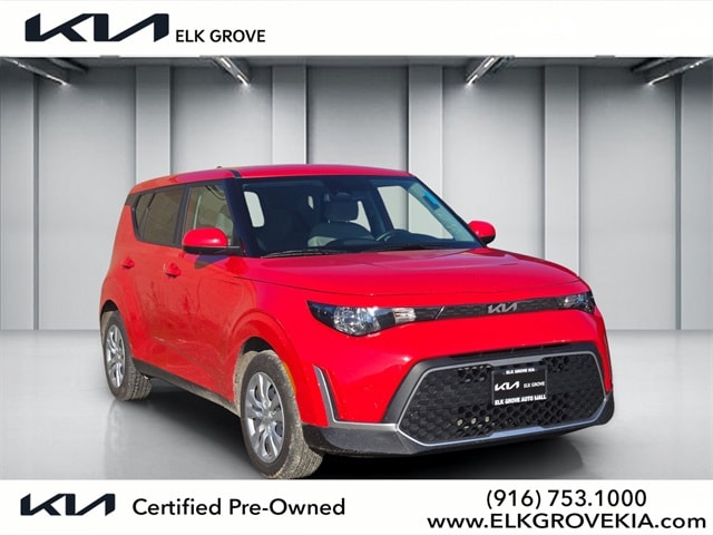 2023 Kia Soul LX's photo
