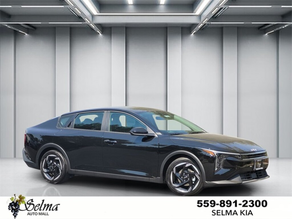 New 2025 Kia K4 EX Sedan