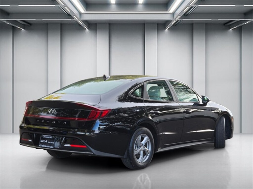 Used 2023 Hyundai Sonata SE Sedan