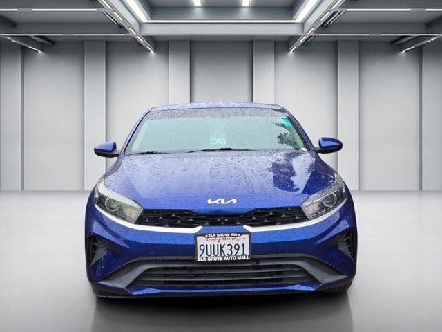 2024 Kia Forte photo 2