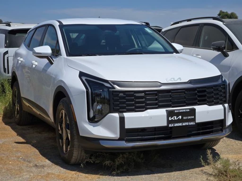 New 2026 Kia Sportage LX SUV